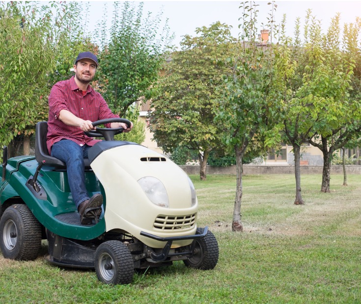Bien appréhender la réparation d’un tracteur tondeuse Agriaffaires